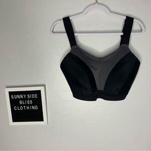 Amoena Black Gray High Impact Compression Sports Bra Size 38DDD